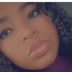 Meet your Posher, Stacey